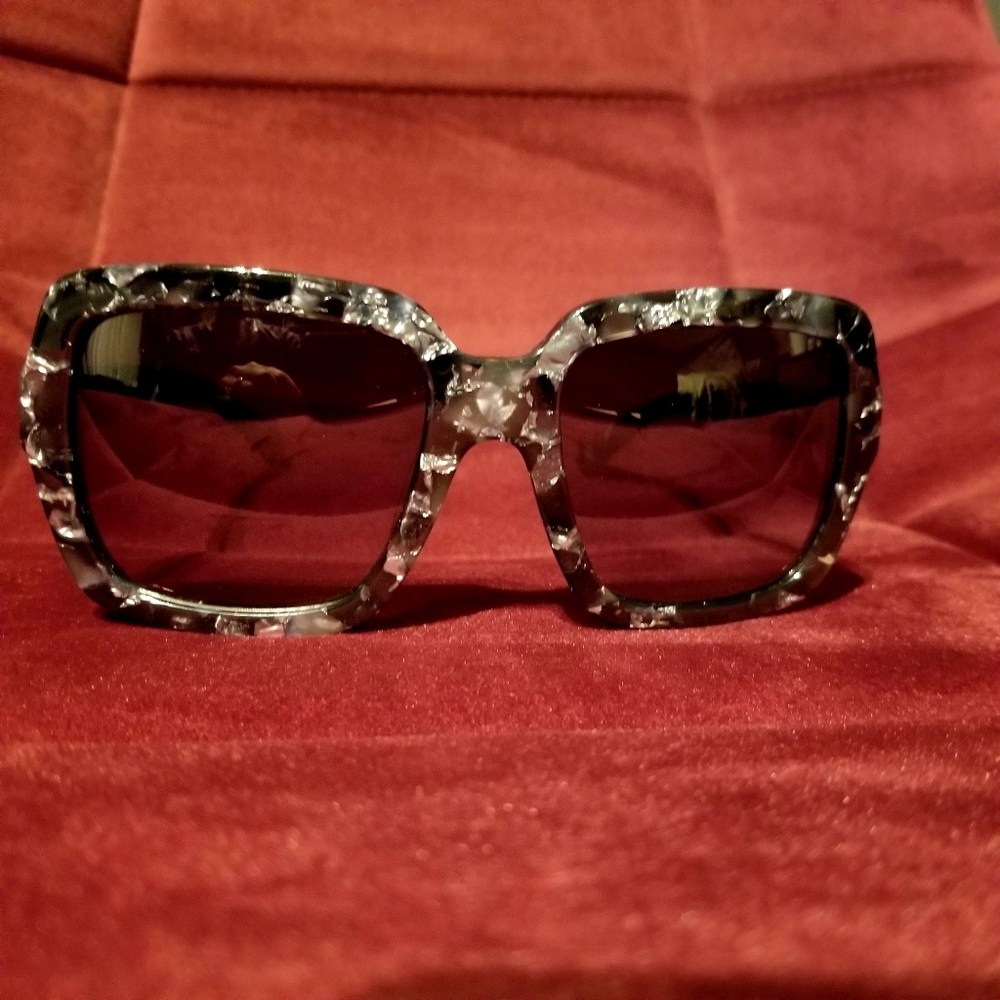 Dolce & Gabbana DG 4273 Sunglasses Grey Marble - Picture 2 of 9